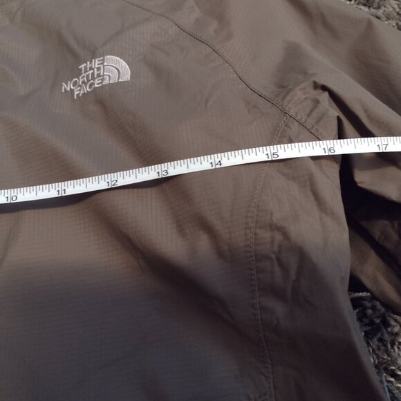 The North Face Women's HyVent 2.5L Waterproof Nylon Jacket - Picture 5 of 12